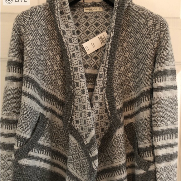 Abercrombie & Fitch Sweaters - Abercrombie & Fitch Cardigan